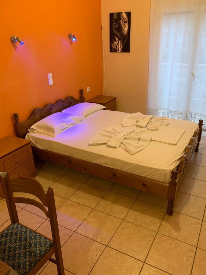 Kostas Rooms Votsi  Eksteriør billede