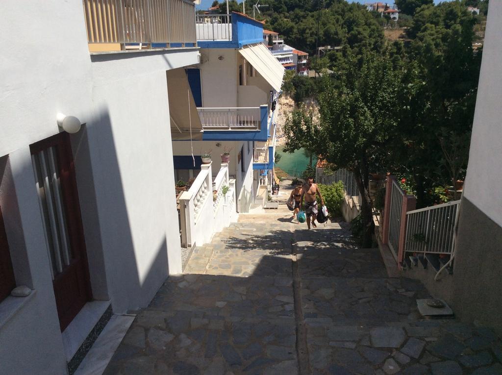 Kostas Rooms Votsi  Eksteriør billede
